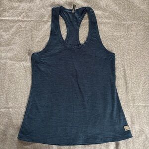 Vuori Women’s Lux Racerback Performance Tank size medium
